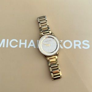 Michael Kors watch (needs battery)
